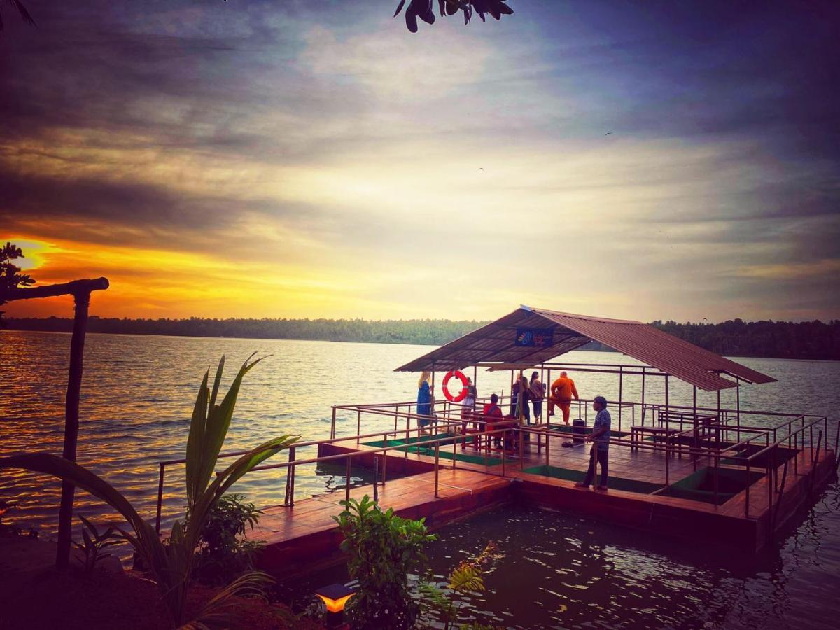 Vishram Village Varkala Zewnętrze zdjęcie