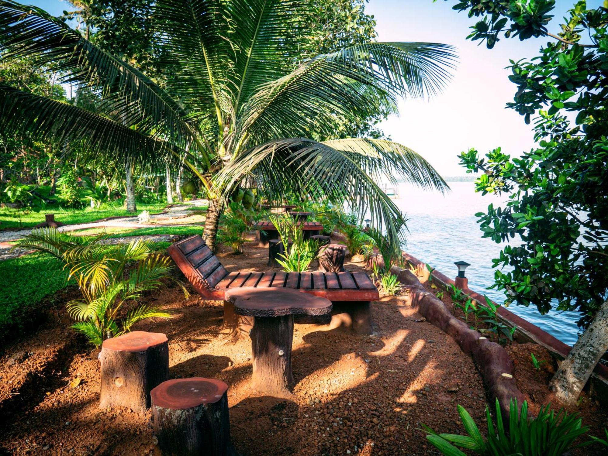 Vishram Village Varkala Zewnętrze zdjęcie